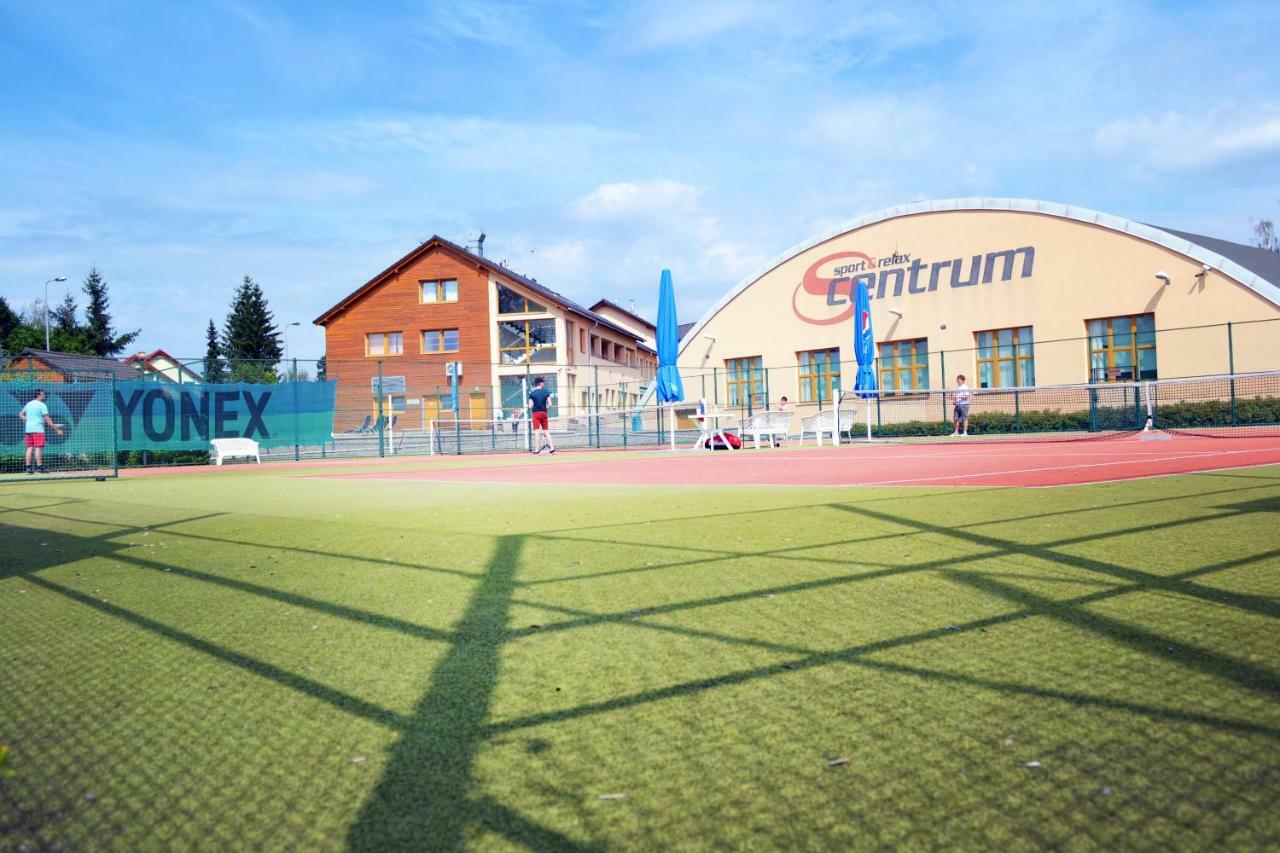 Hotel S-Centrum Benesov  Eksteriør billede